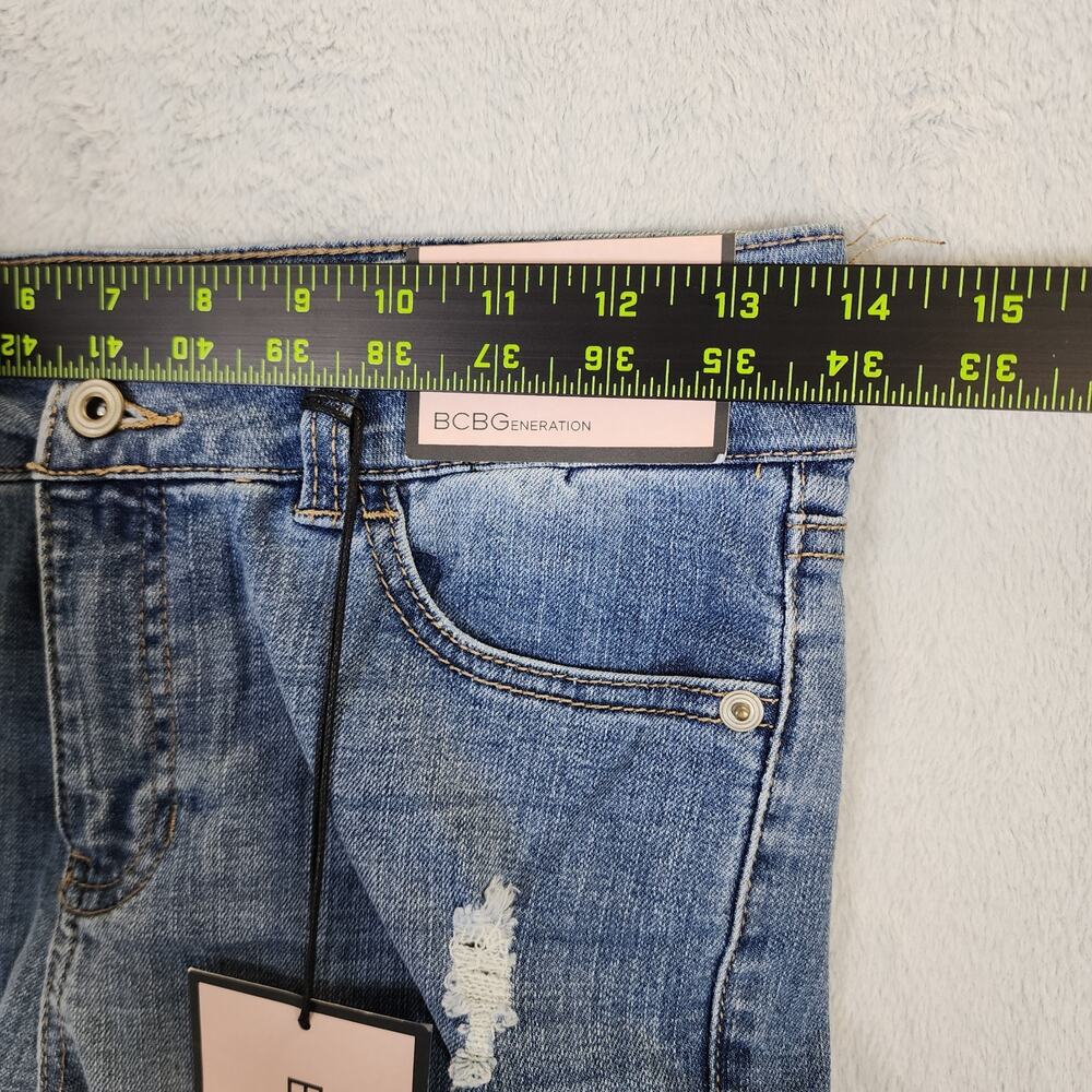 BCBG Generation Mid Rise Bootcut Jeans Womens 5/27 Light Wash Stretch Denim - Picture 11 of 12